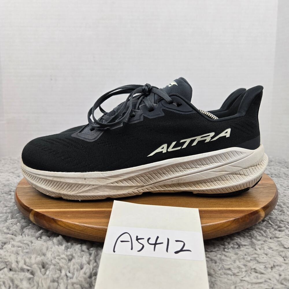 Altra Mens 10 Experience Flow 2 Black White Athletic Gym Daily Road Running Shoe